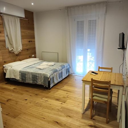 Ak Holidays Apartments 81 بولونيا الغرفة الصورة