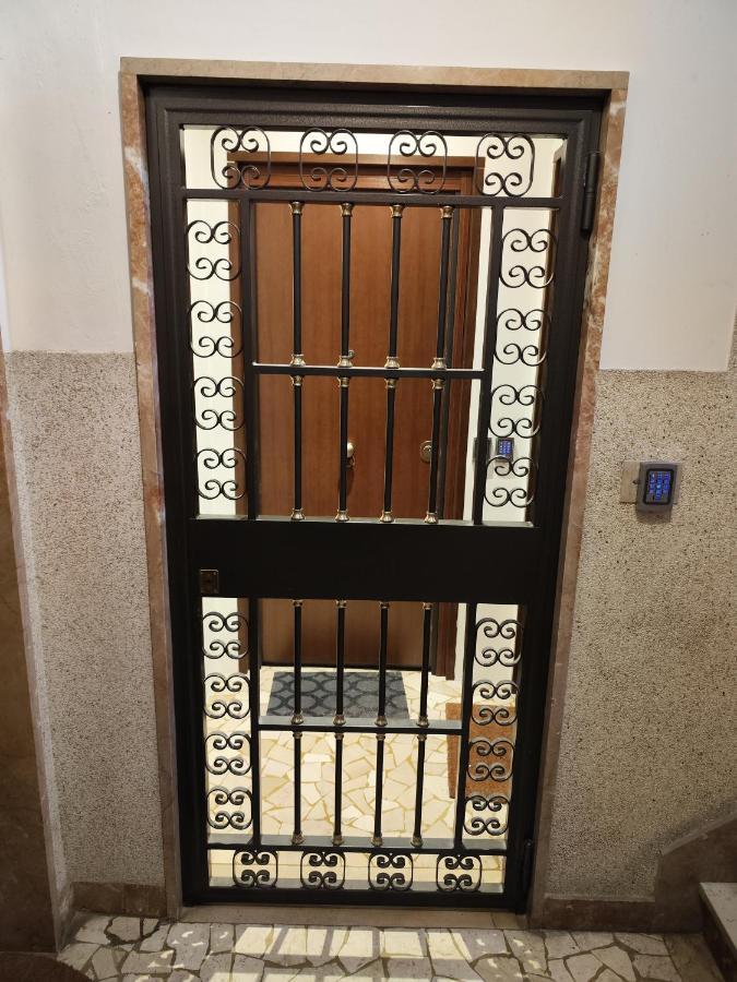 Ak Holidays Apartments 81 بولونيا المظهر الخارجي الصورة